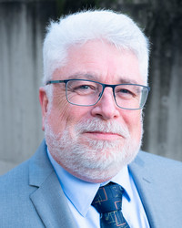 Richard Gale headshot